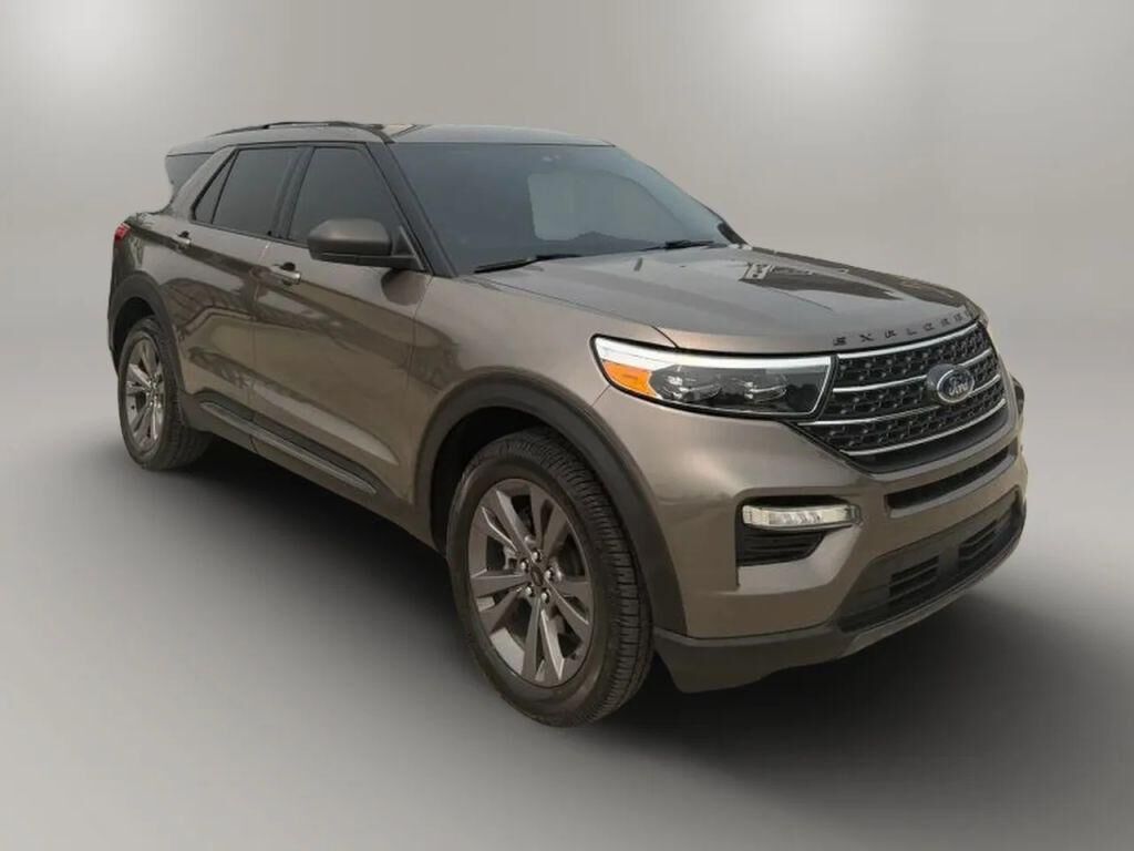 2021 FORD Explorer