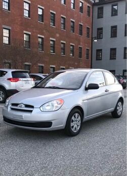 2011 HYUNDAI Accent