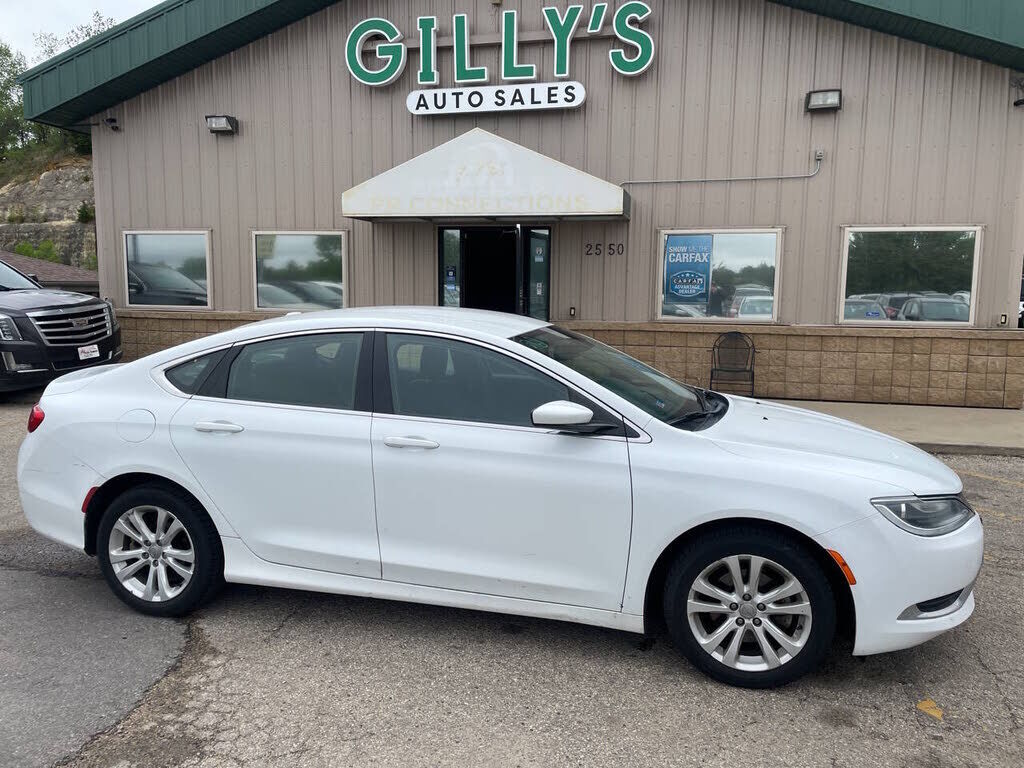 2015 CHRYSLER 200