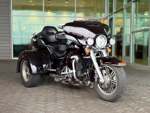 2014 HARLEY DAVIDSON Tri Glide Ultra Classic