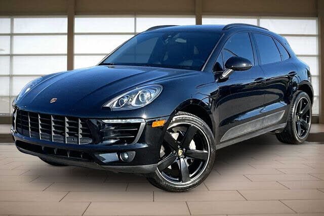 2018 PORSCHE Macan