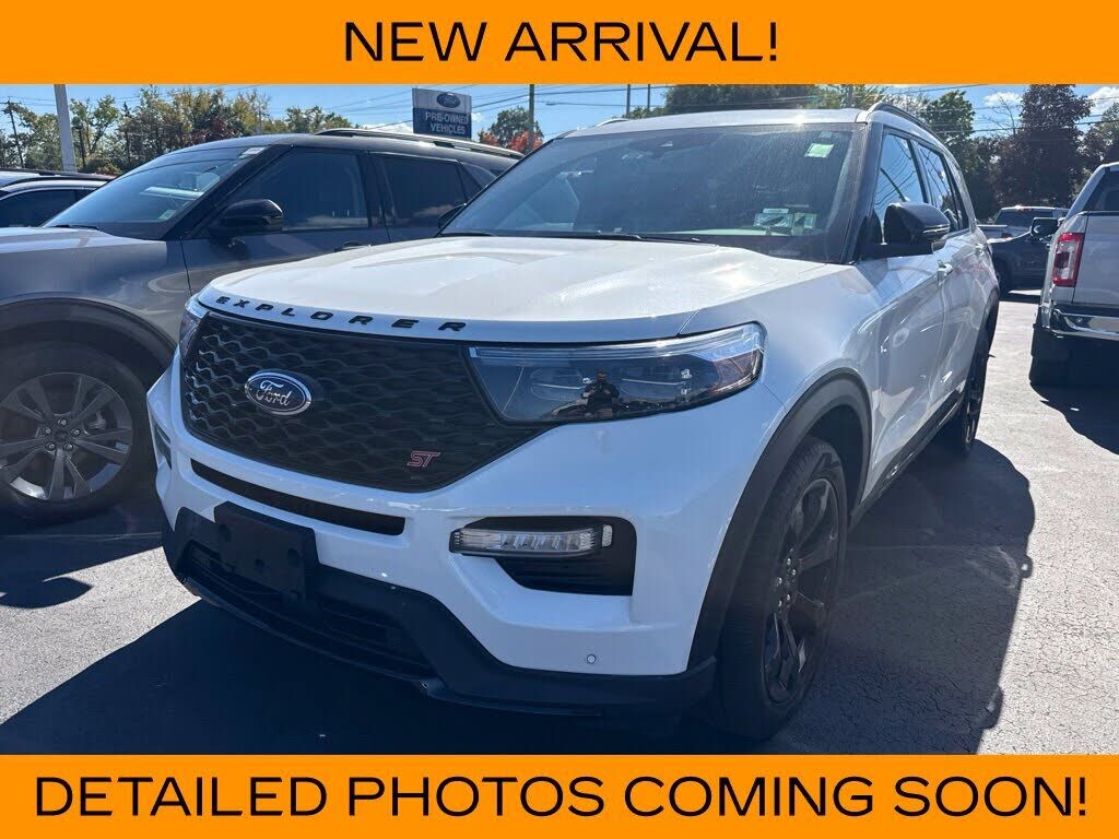 2023 FORD Explorer
