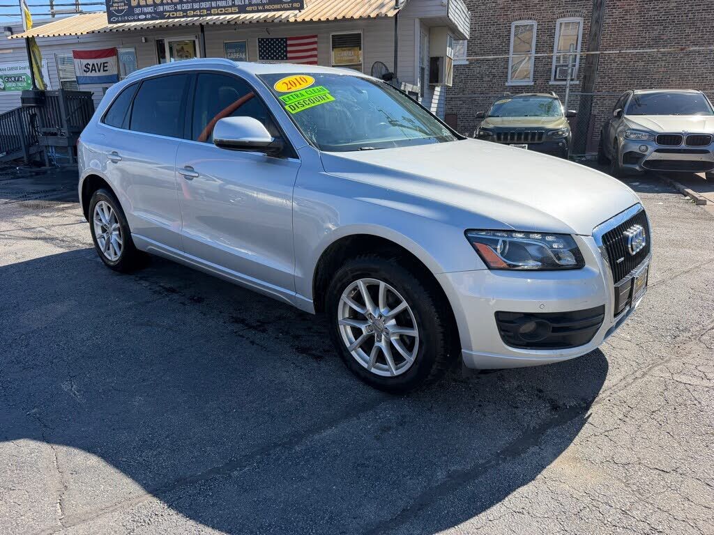 2010 AUDI Q5