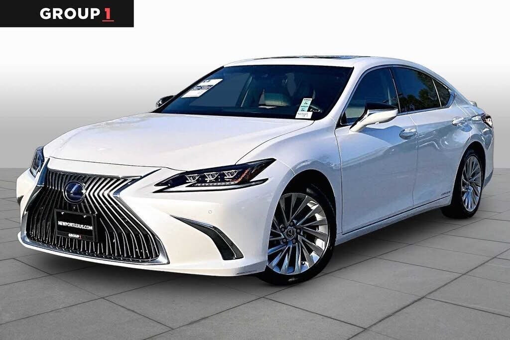 2021 LEXUS ES