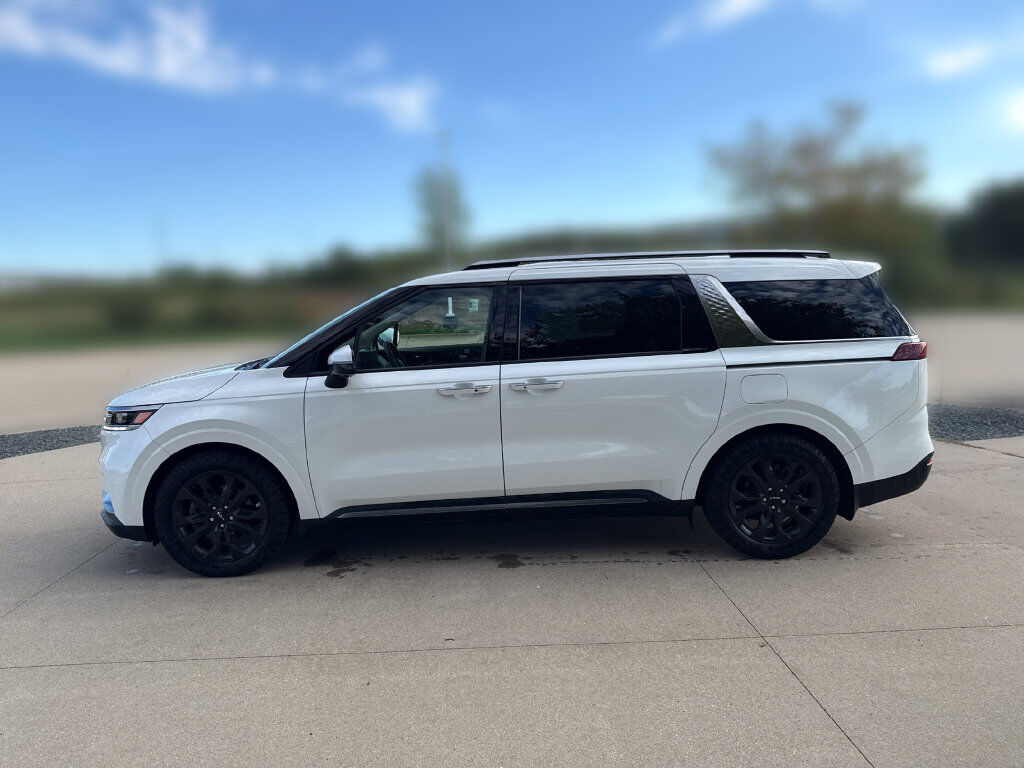 2024 KIA Carnival