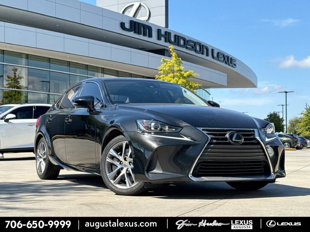 2019 LEXUS IS