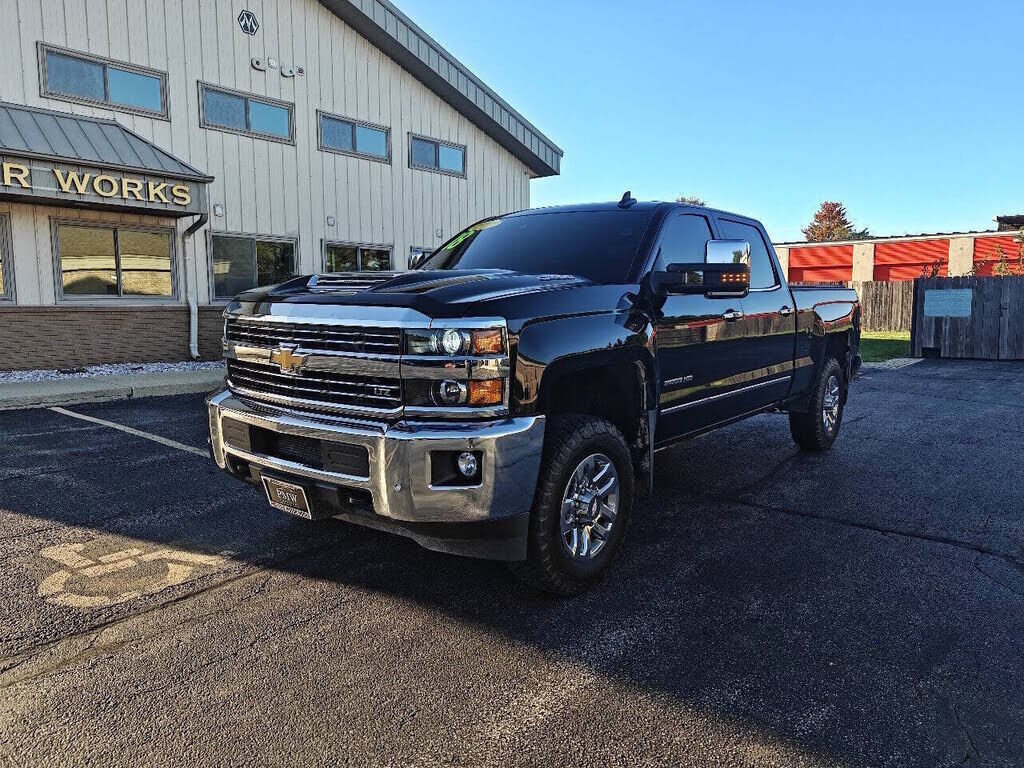 2018 CHEVROLET Silverado