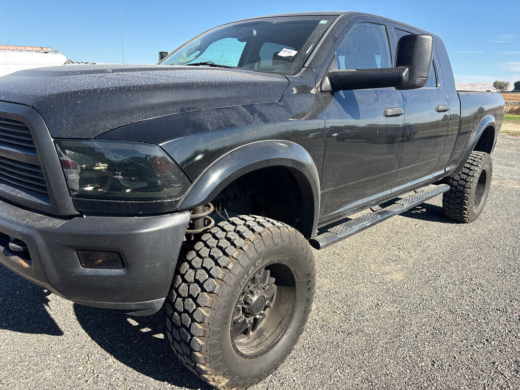 2011 DODGE Ram