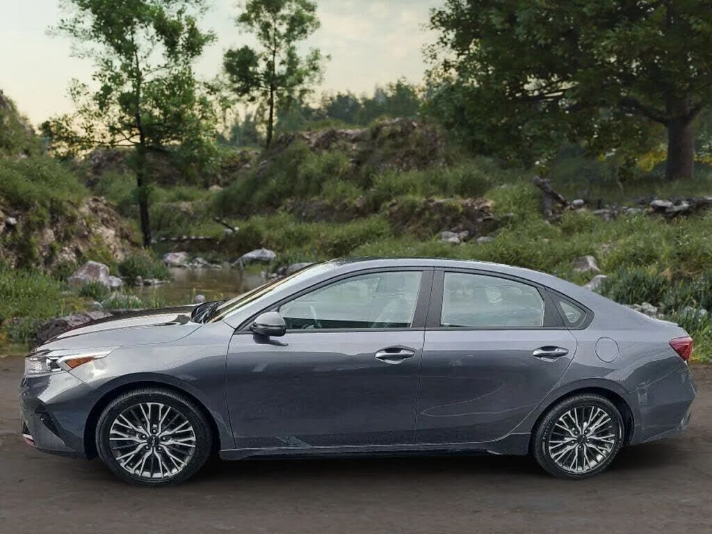 2023 KIA Forte