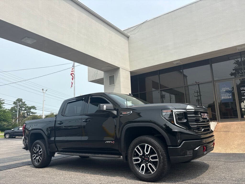 2024 GMC Sierra