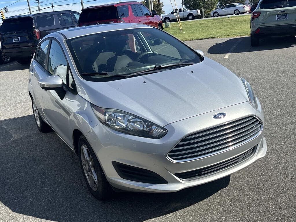 2017 FORD Fiesta