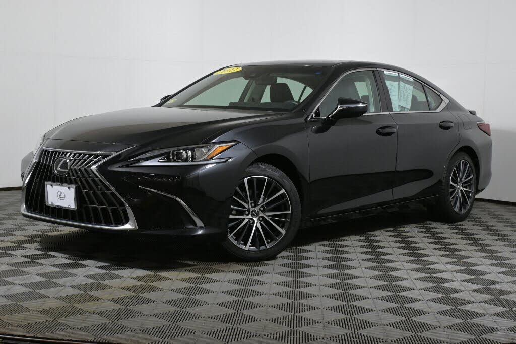 2023 LEXUS ES