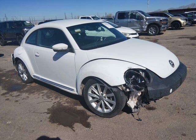 2017 VOLKSWAGEN Beetle