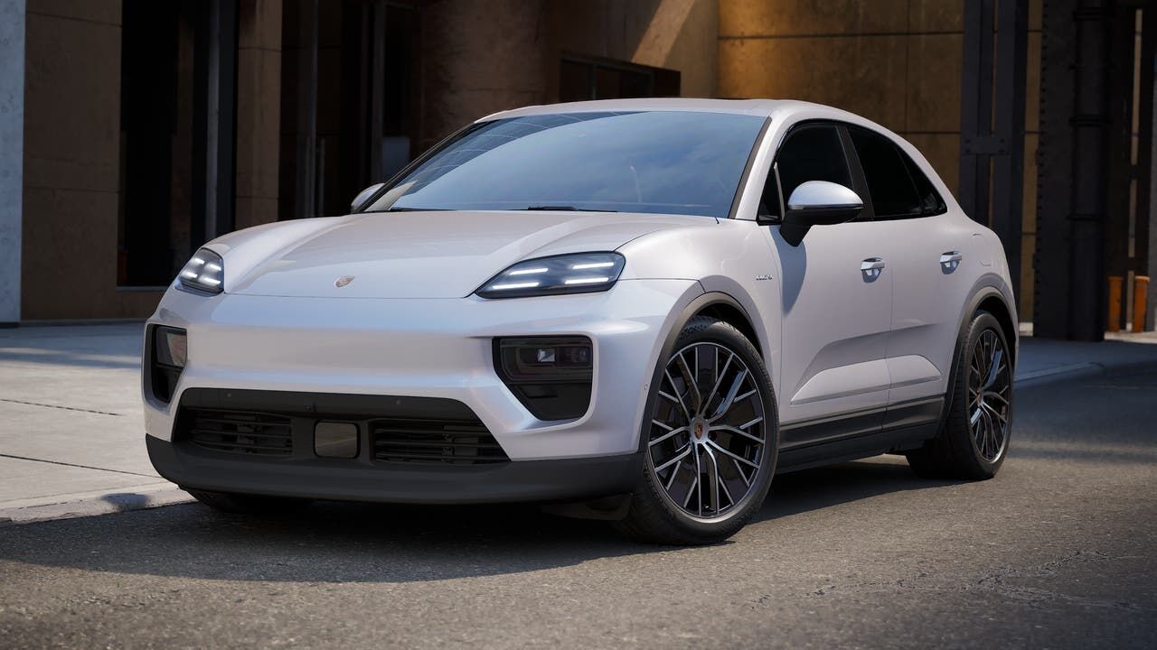2026 PORSCHE Macan