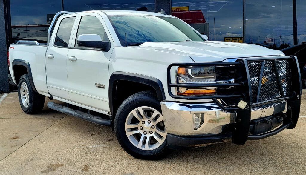 2018 CHEVROLET Silverado