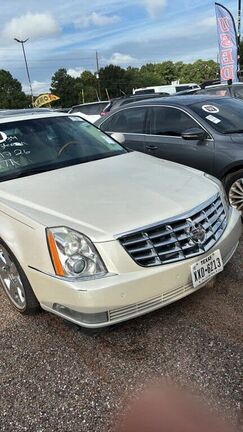 2010 CADILLAC DTS