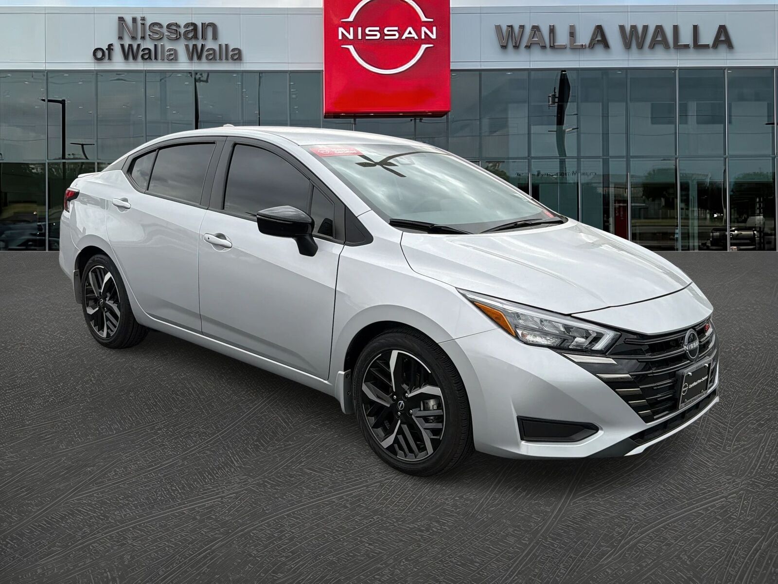 2025 NISSAN Versa