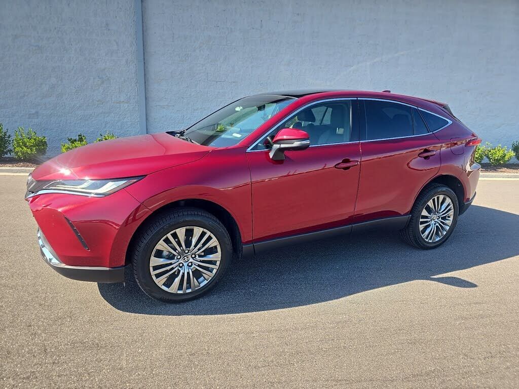 2022 TOYOTA Venza