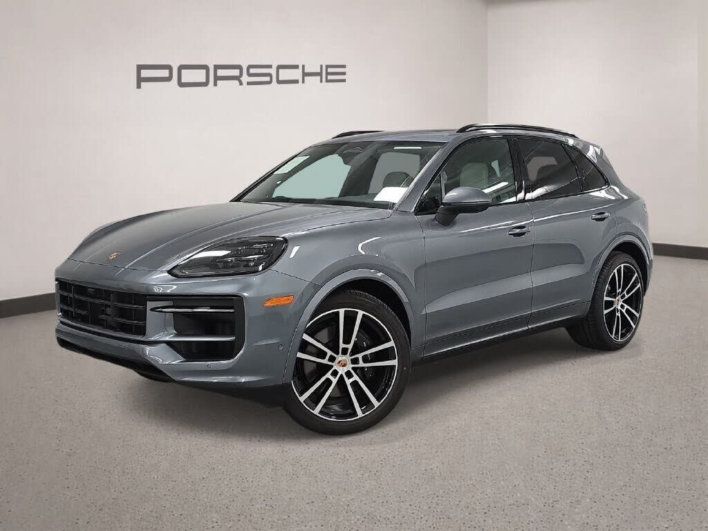 2026 PORSCHE Cayenne