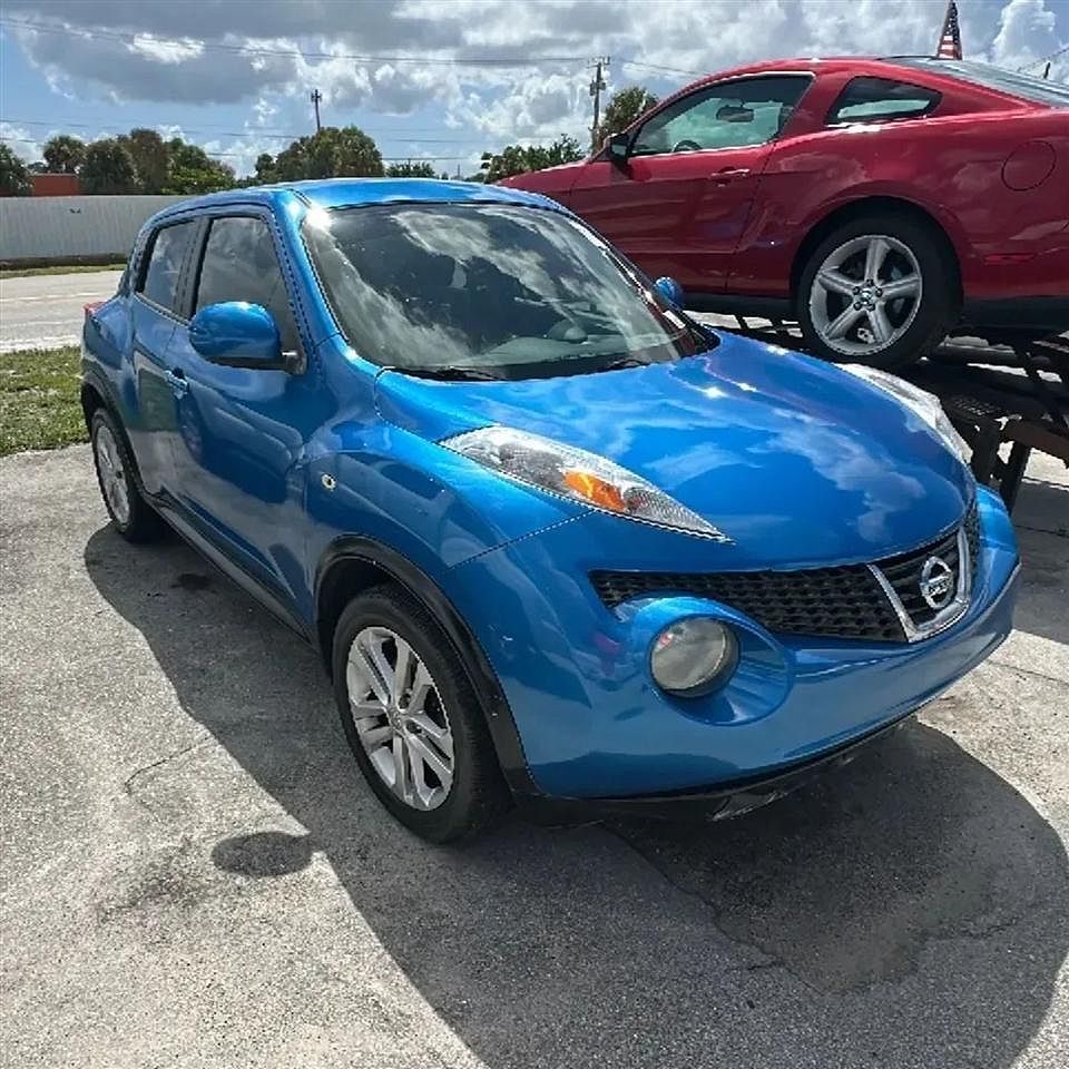2011 NISSAN Juke