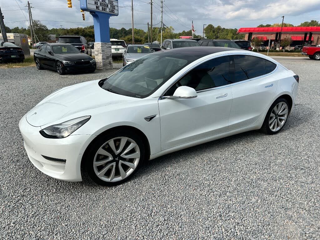 2018 TESLA Model 3