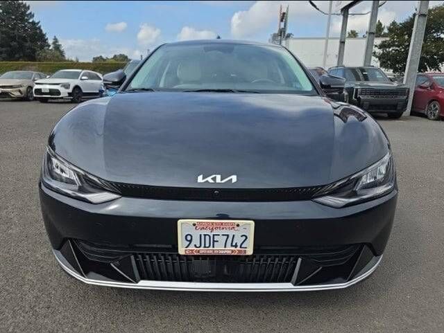 2023 KIA EV6