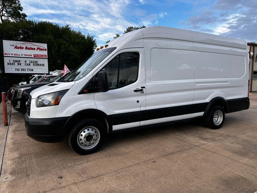 2019 FORD Transit