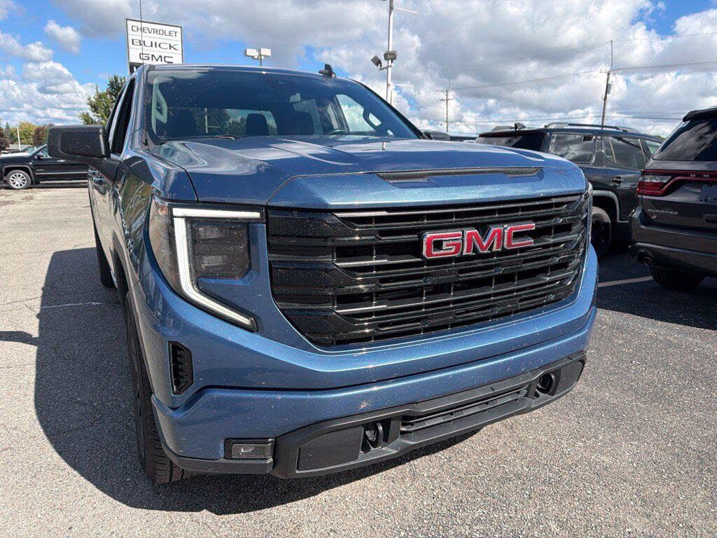 2024 GMC Sierra