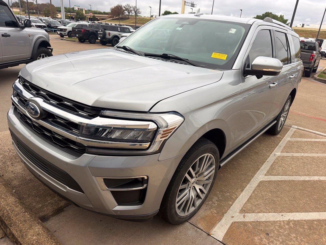 2024 FORD Expedition