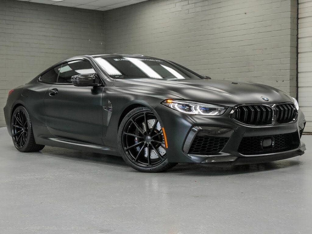 2023 BMW M8