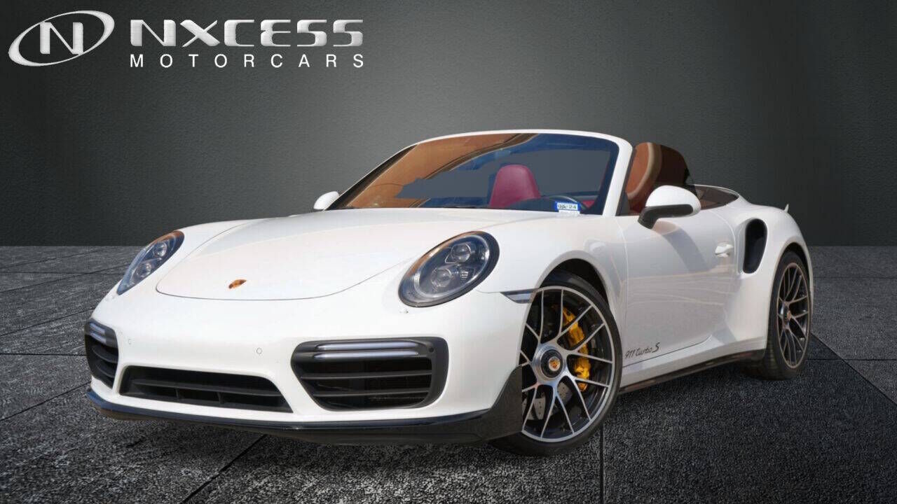 2017 PORSCHE 911