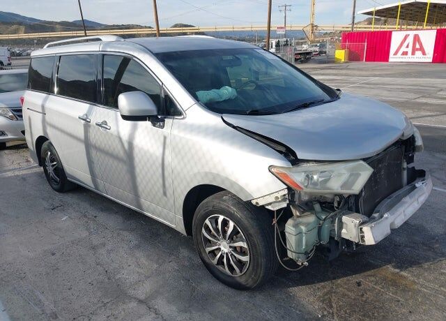 2014 NISSAN Quest