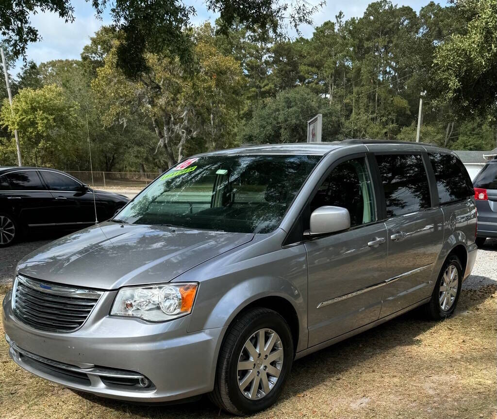 2016 CHRYSLER Town and Country