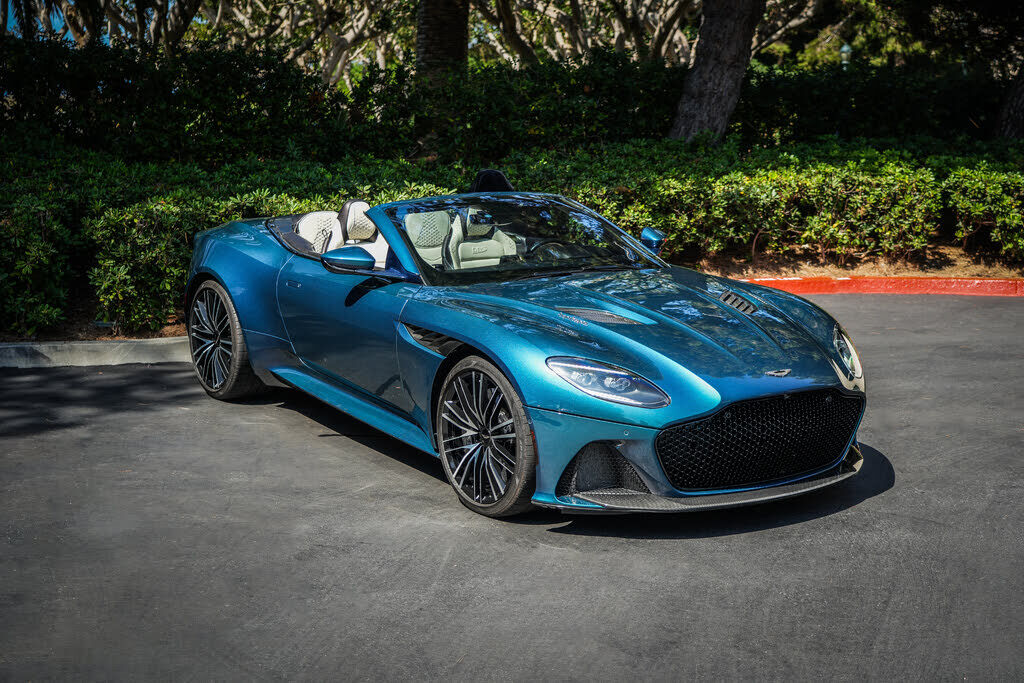 2020 ASTON MARTIN DBS
