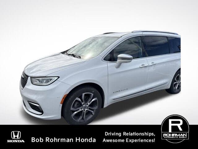 2021 CHRYSLER Pacifica