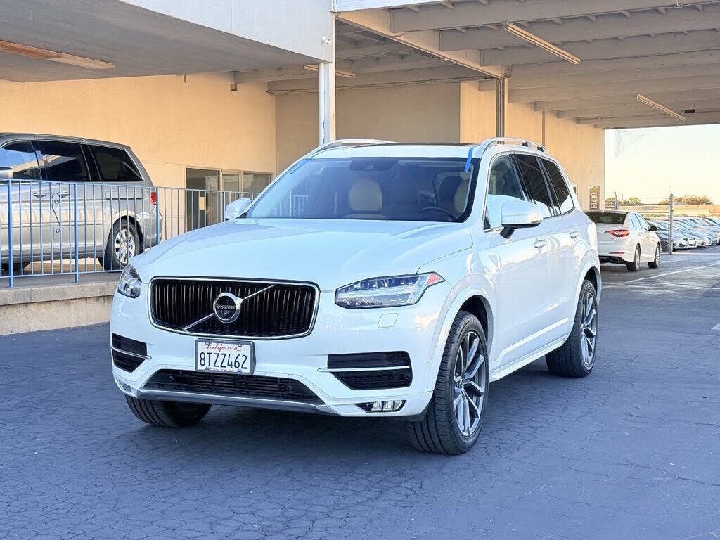 2016 VOLVO XC90