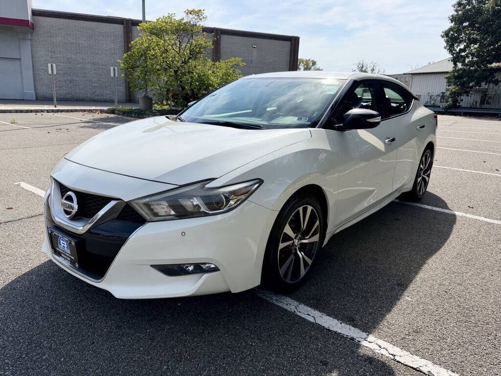 2016 NISSAN Maxima