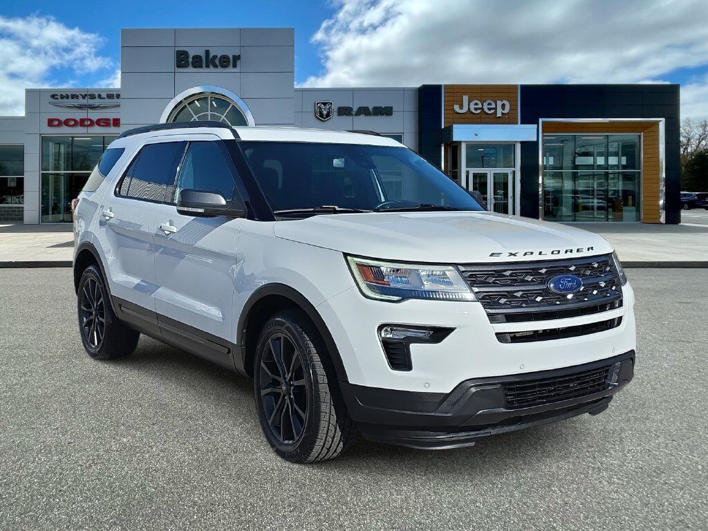 2019 FORD Explorer