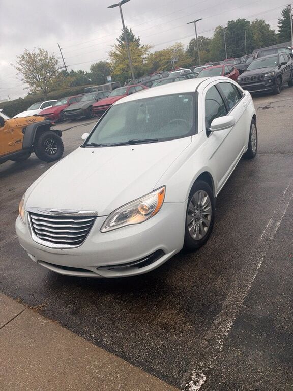 2013 CHRYSLER 200