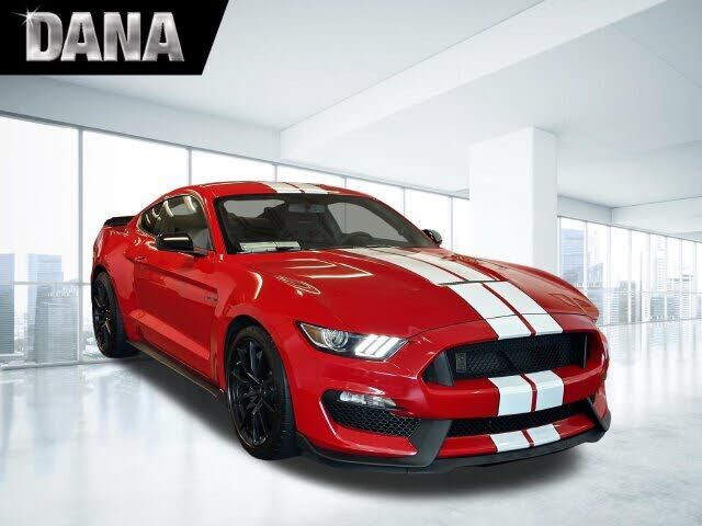 2018 FORD Mustang