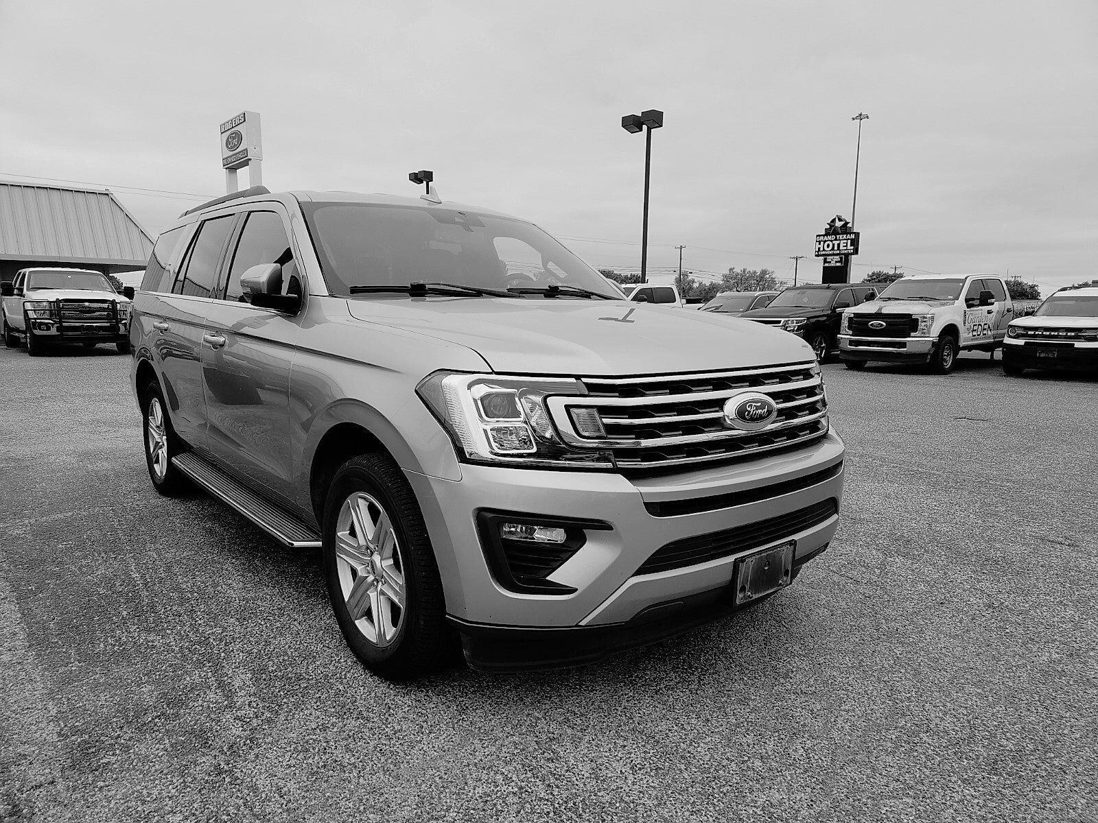 2021 FORD Expedition