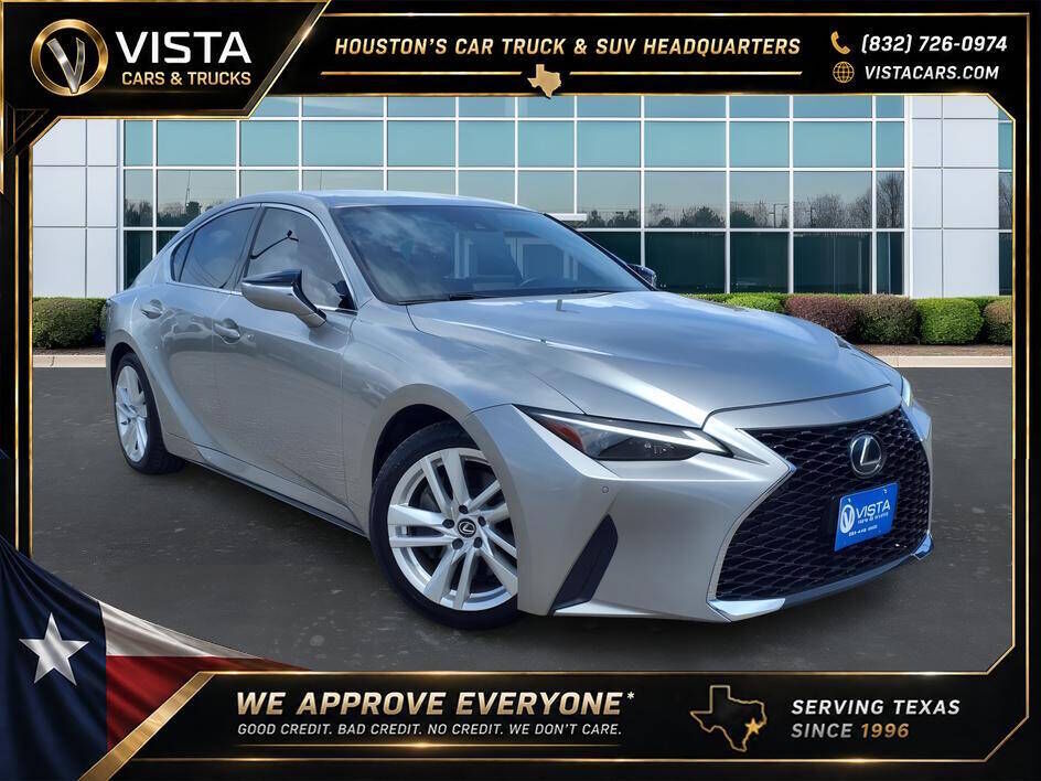 2021 LEXUS IS