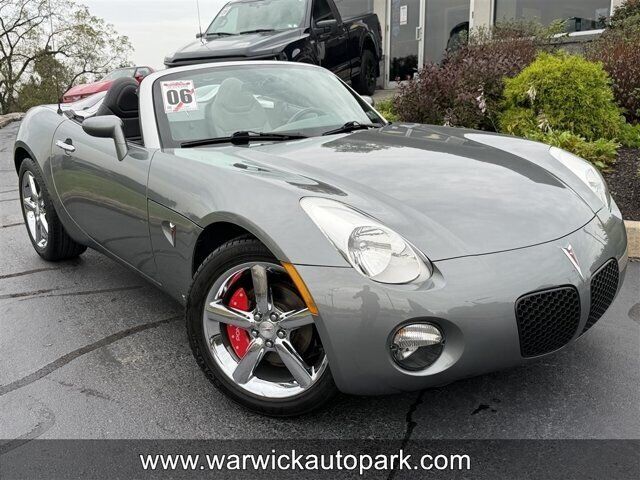2006 PONTIAC Solstice
