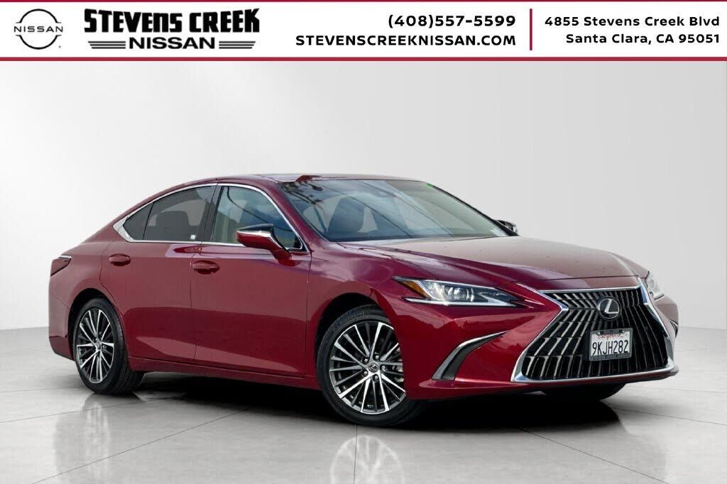 2024 LEXUS ES