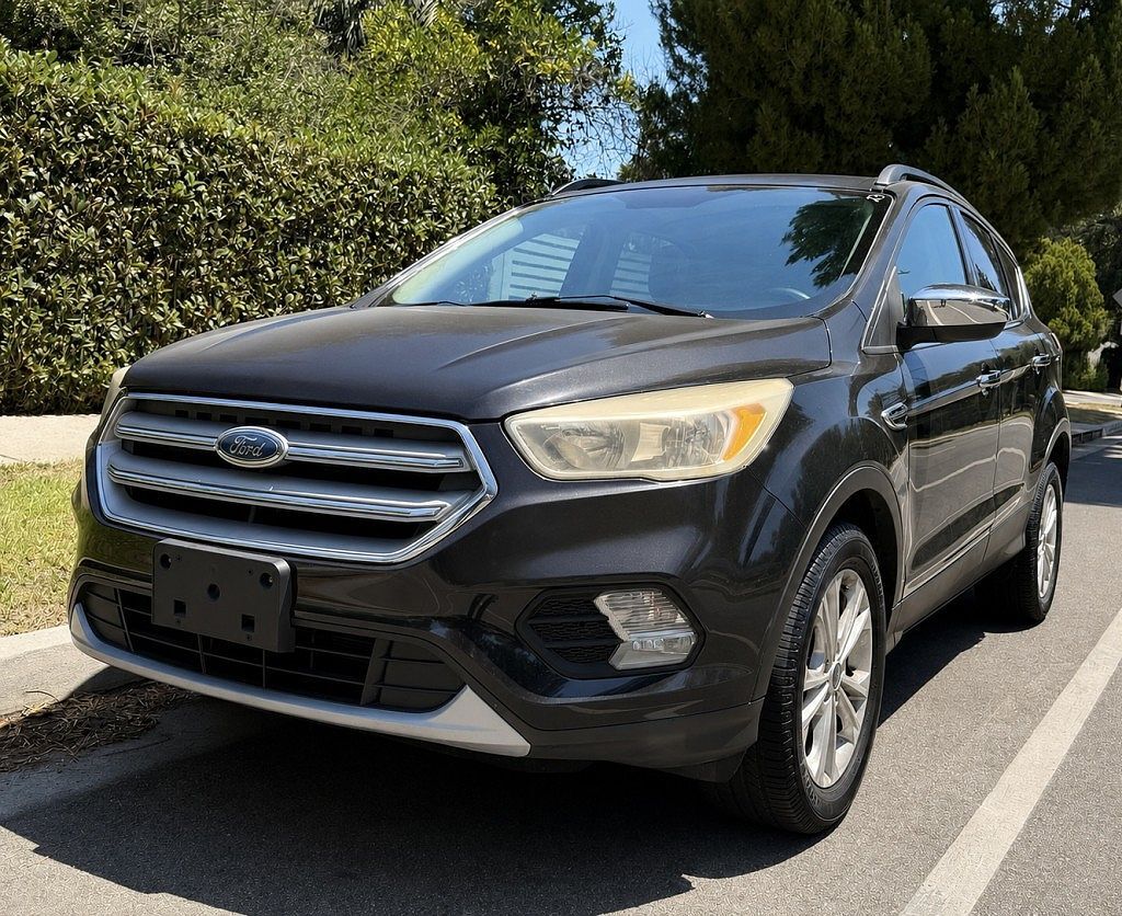 2018 FORD Escape