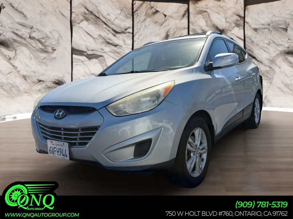 2012 HYUNDAI Tucson
