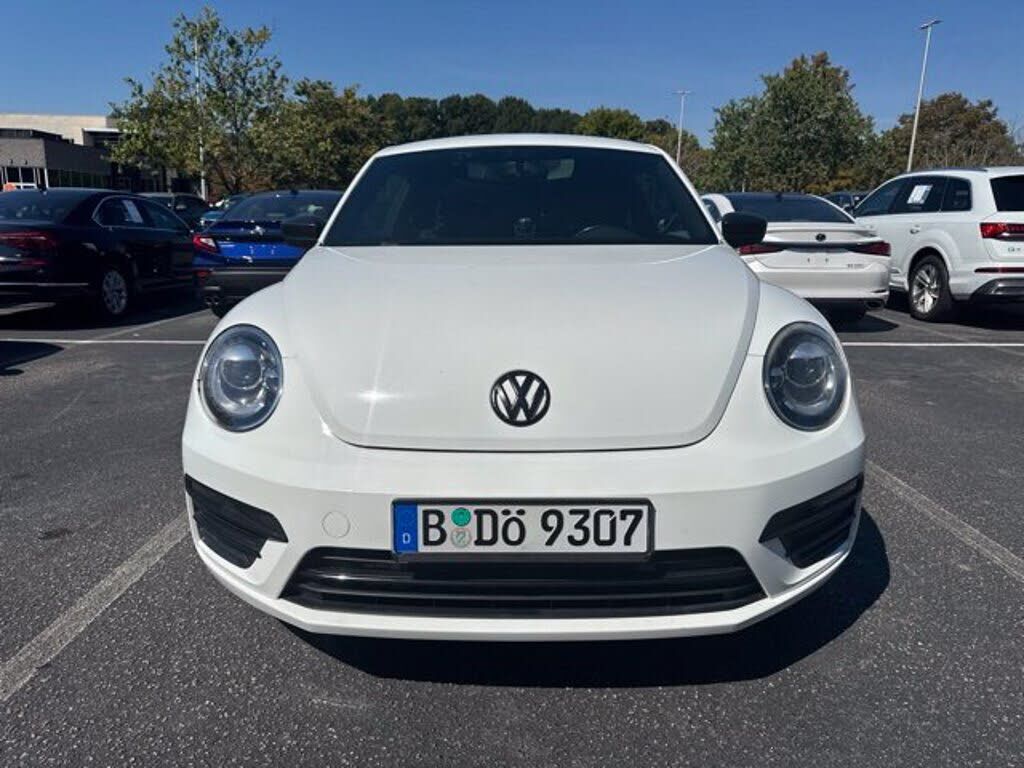 2018 VOLKSWAGEN Beetle