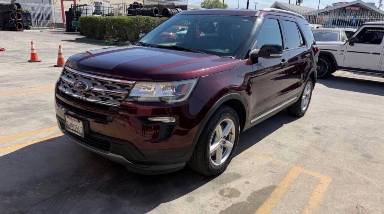 2018 FORD Explorer