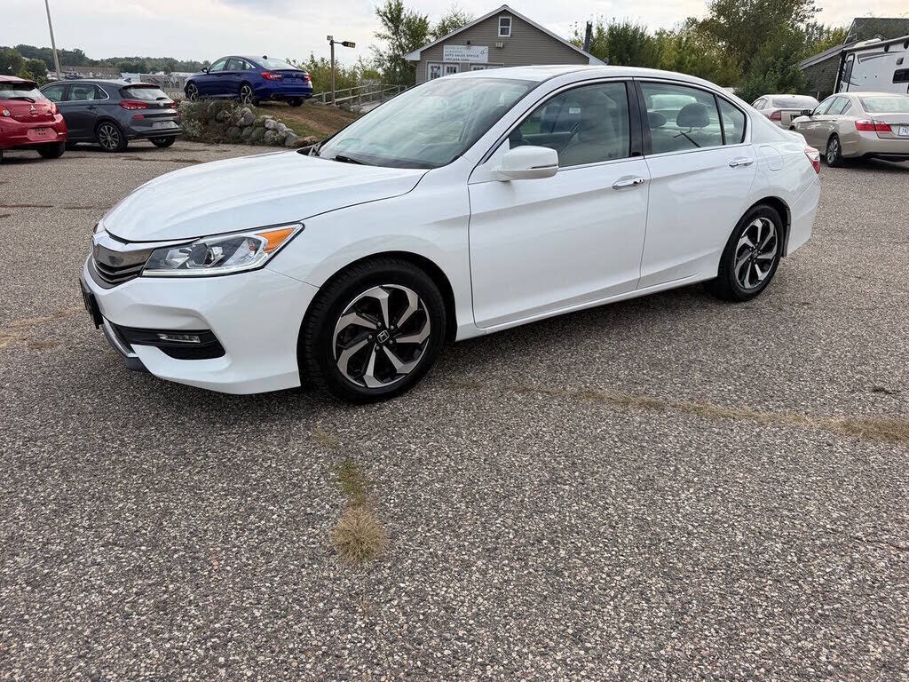 2017 HONDA Accord