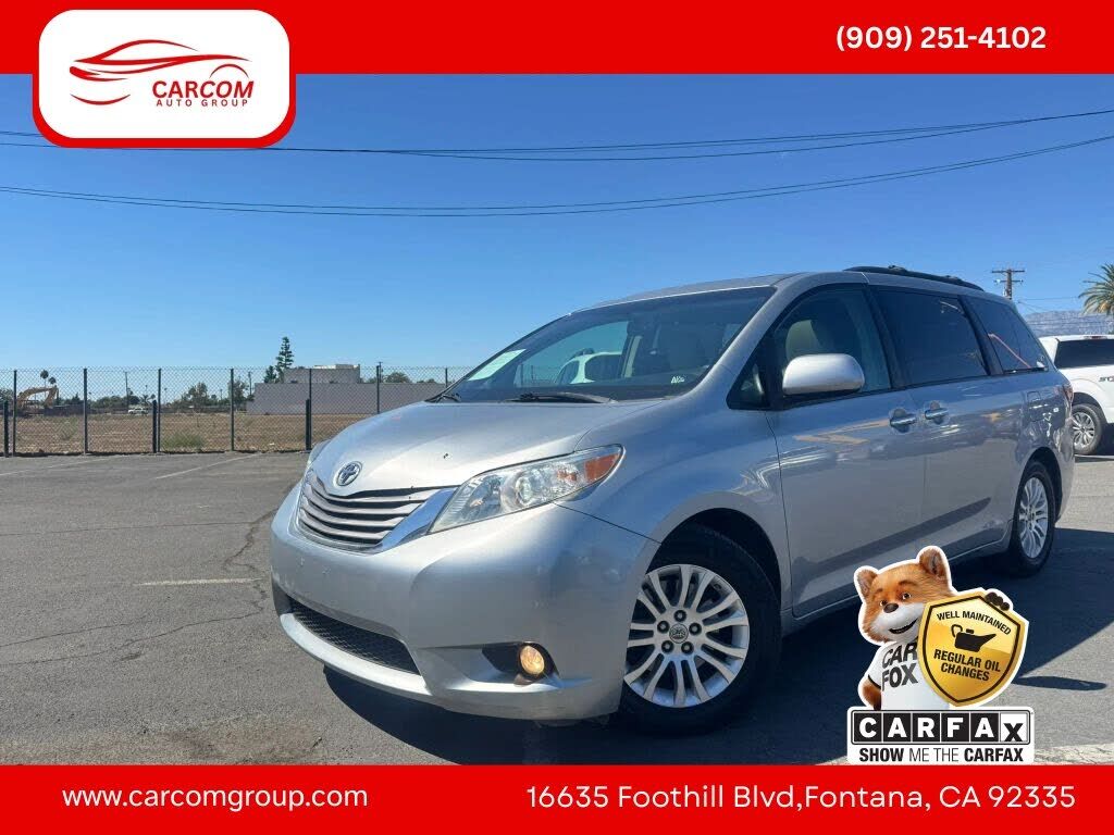 2016 TOYOTA Sienna